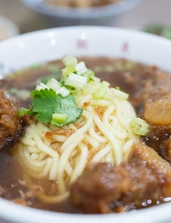 豐原排骨酥麵