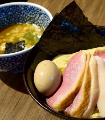 華山文創附近美食